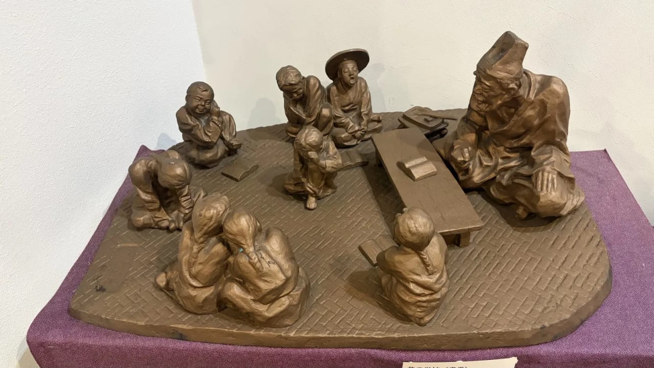 An exhibit in the art museum